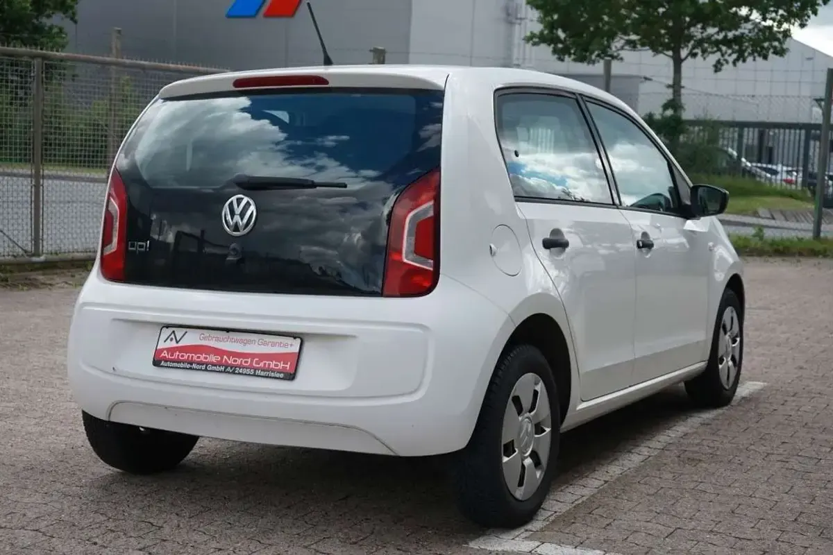 Gebraucht VW up! take up! 60 PS (44 kW) 2016 Weiß Kleinwagen