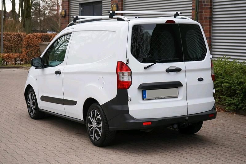Gebraucht Ford Transit Trend 75 PS (55 kW) 2017 Weiß Van / Kleinbus