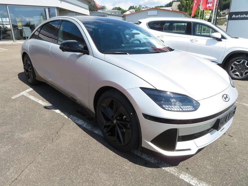Neu Hyundai Ioniq 6 239 kW (325 PS) 2025 Gravity gold matt Limousine