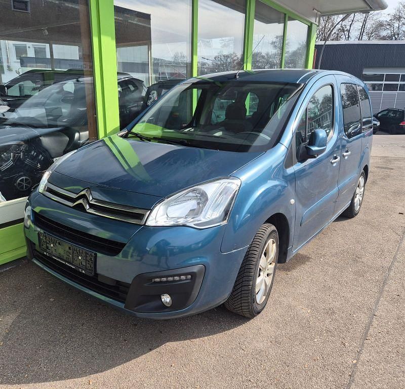 Gebraucht Citroën Berlingo SELECTION 99 PS (72 kW) 2016 Blau Van / Kleinbus
