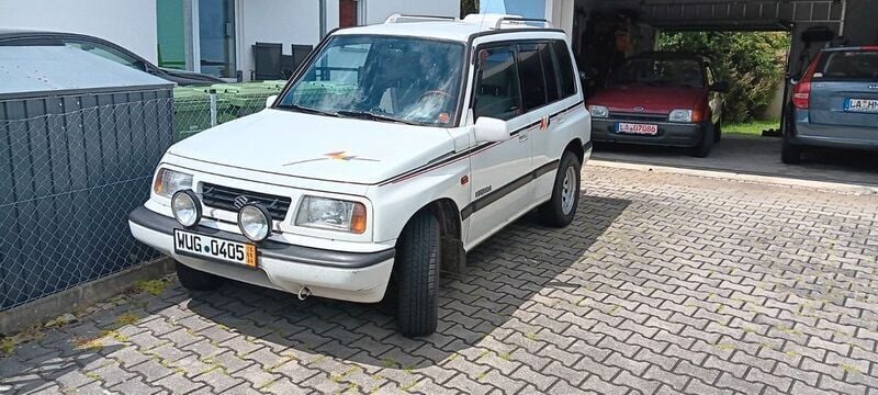 Gebraucht Suzuki Vitara Exclusive 97 PS (71 kW) 1994 Weiß SUV