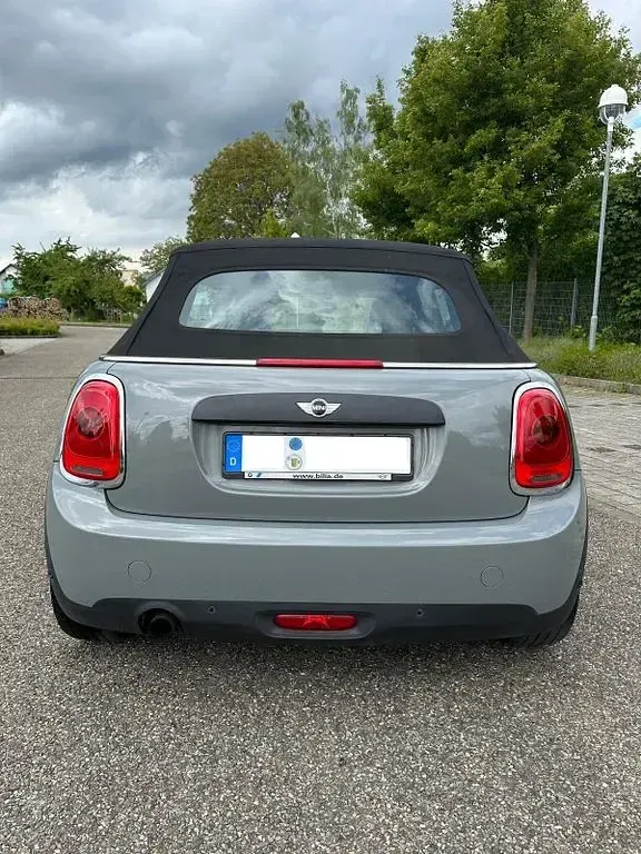 Käytetty Mini One Cabriolet 102 HP (75 kW) 2017 Harmaa Avoauto