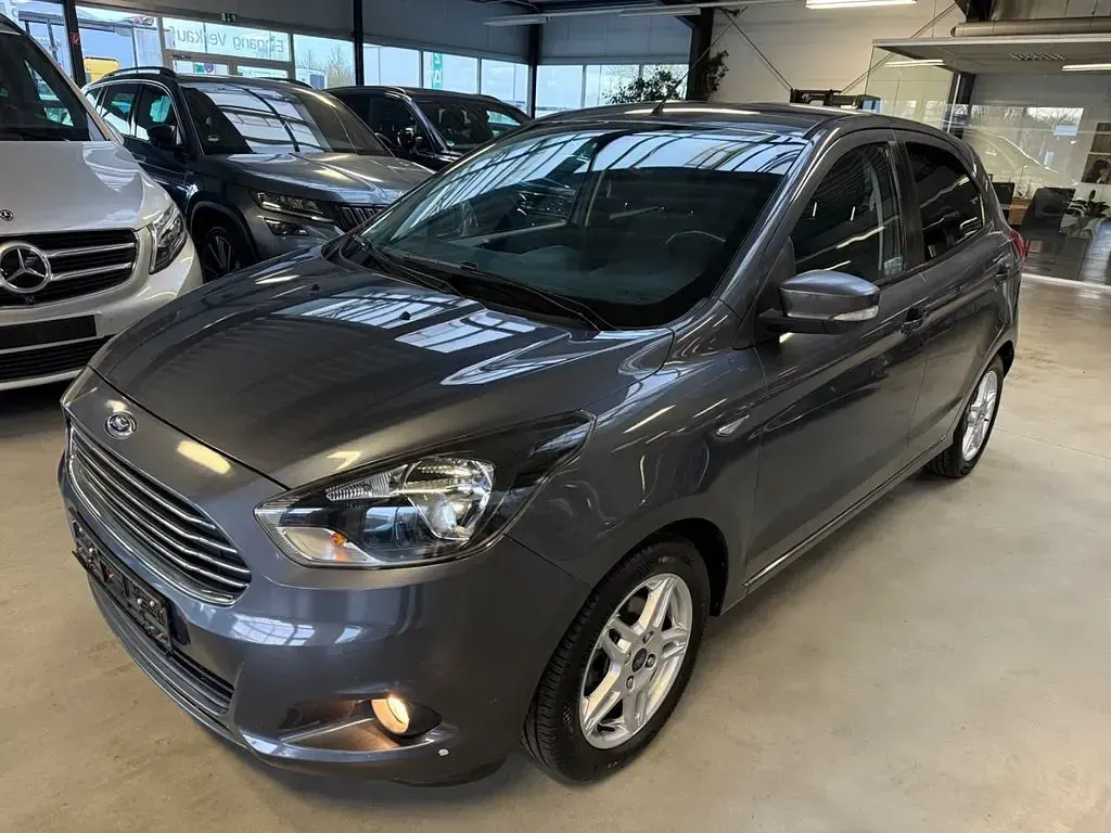 Gebraucht Ford Ka Plus Cool & Sound Edition 86 PS (63 kW) 2018 Grau Kleinwagen