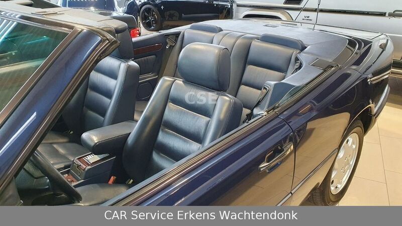 Brugt Mercedes E220 150 HK (110 kW) 1994 Blå Cabriolet