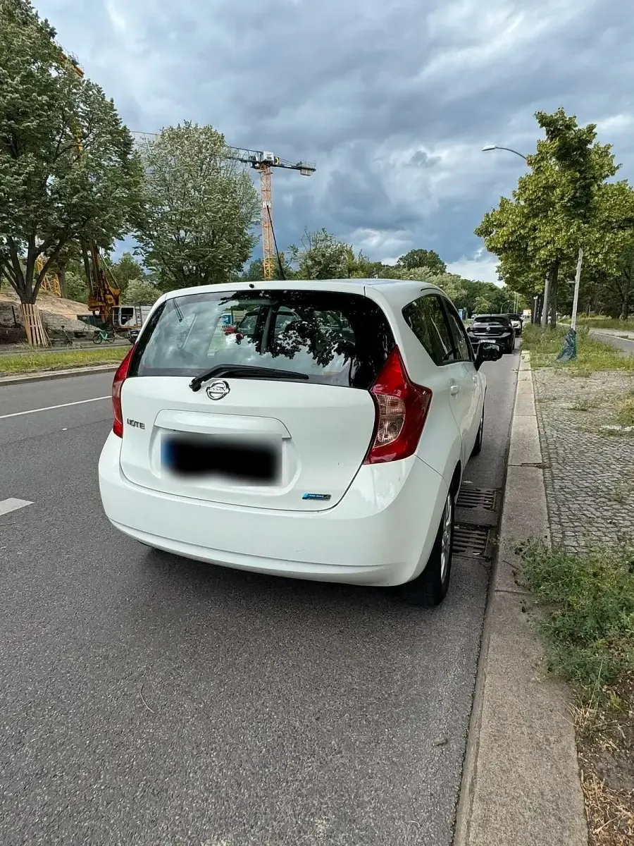 Gebraucht Nissan Note 360º 80 PS (58 kW) 2014 Weiß Kleinwagen