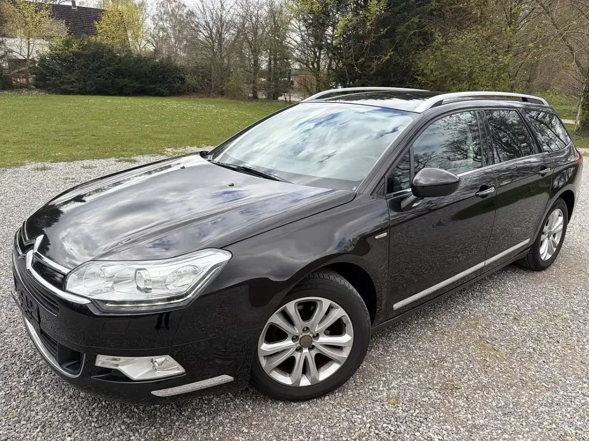 Gebraucht Citroën C5 140 PS (102 kW) 2015 Guaranjabraun mit schutzlack Kombi