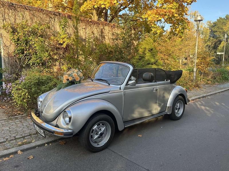 Silber Gebraucht 1978 VW Käfer Cabrio | 27.500 € - Bild 1/4