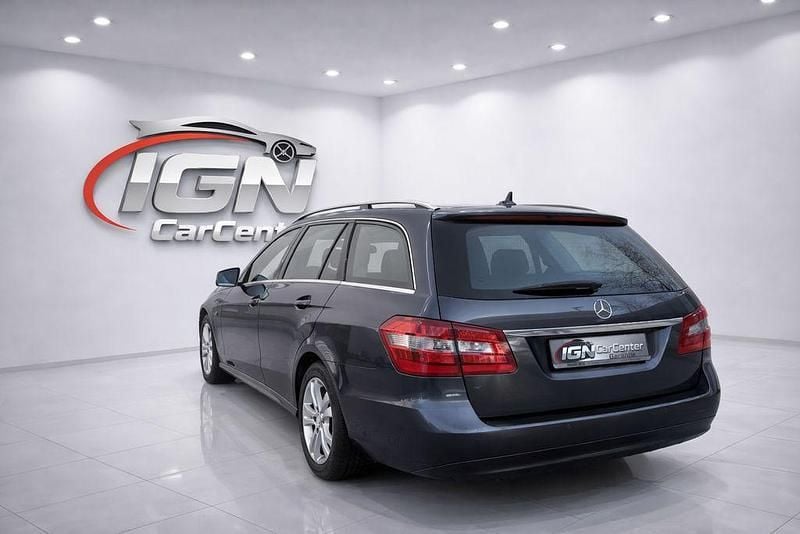 Gebraucht Mercedes E300 204 PS (150 kW) 2012 Grau Kombi