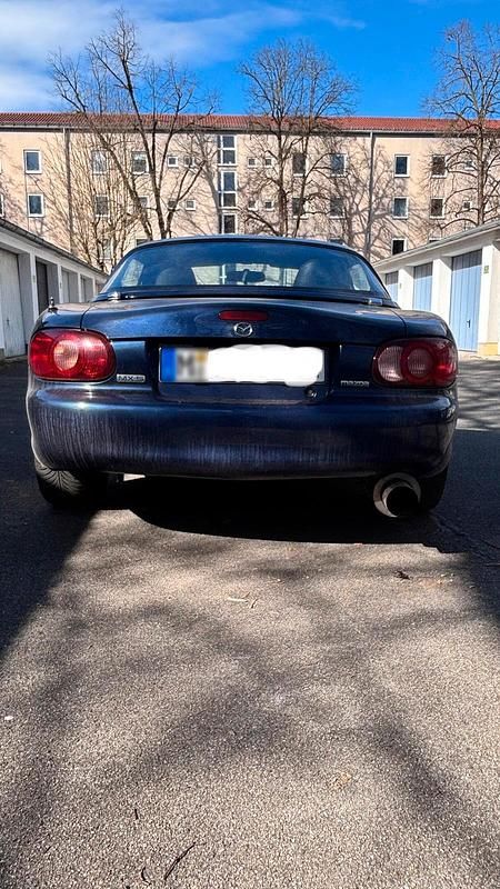 Gebraucht Mazda MX5 110 PS (80 kW) 2002 Blau Cabrio