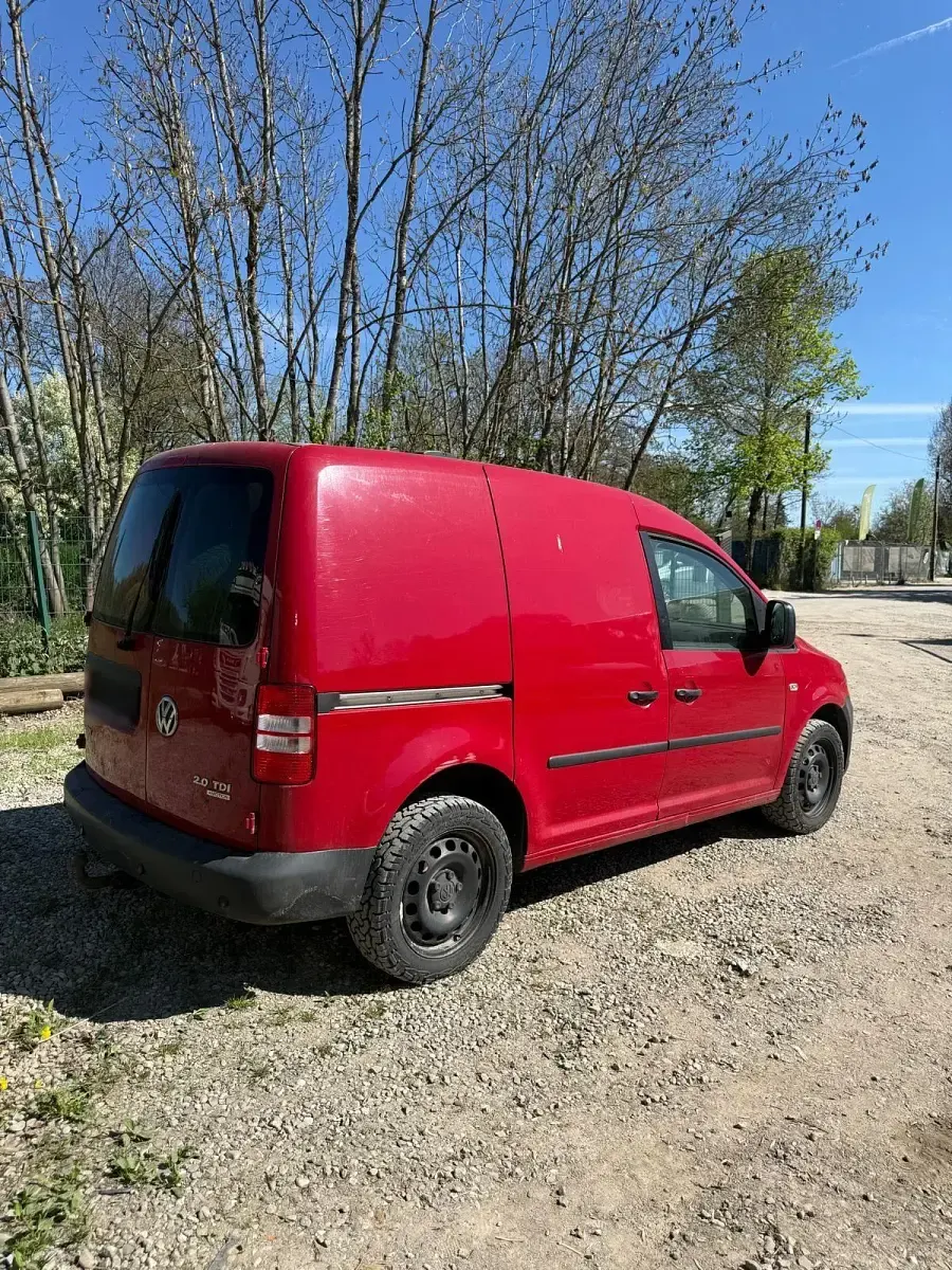 Occasion VW Caddy 140 ch (102 kW) 2011 Rouge Monospace
