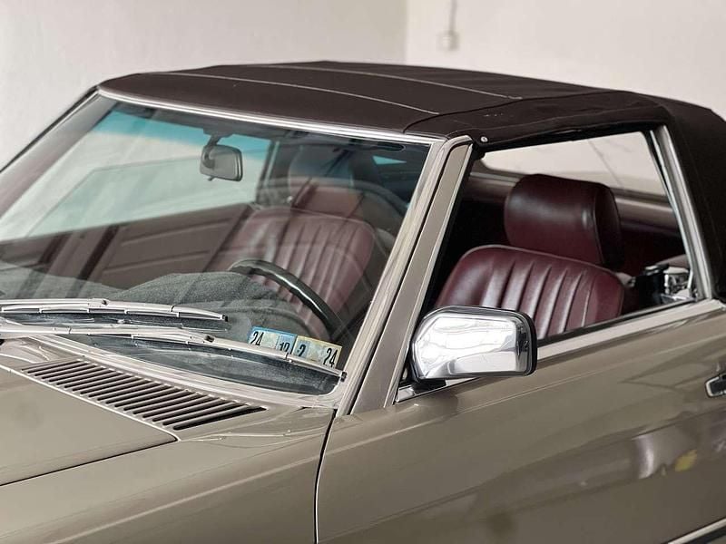 Gebraucht Mercedes 560 232 PS (170 kW) 1986 Rauch silber Cabrio