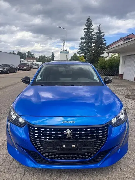 Gebraucht Peugeot 208 Allure 101 PS (74 kW) 2022 Blau Kleinwagen