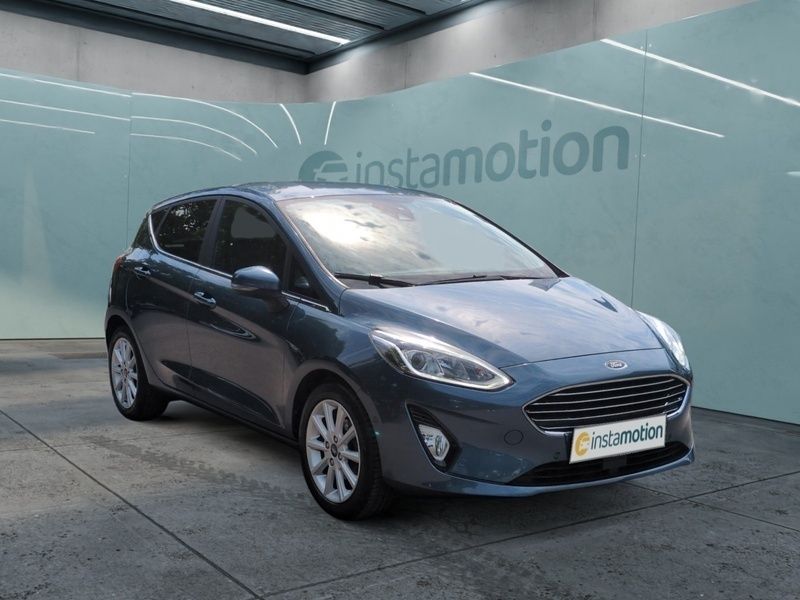 Blau Gebraucht 2018 Ford Fiesta Titanium Kleinwagen | 14.200 € (Etwas zu teuer) - Bild 1/3