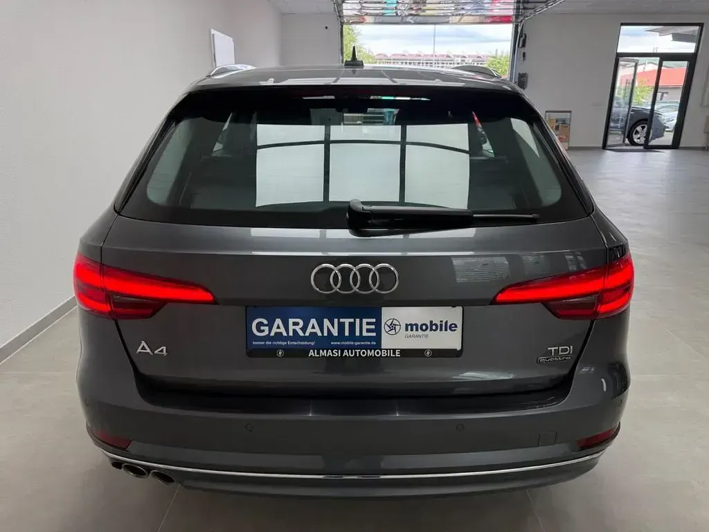 Gebraucht Audi A4 S-Line 190 PS (139 kW) 2017 Grau Kombi