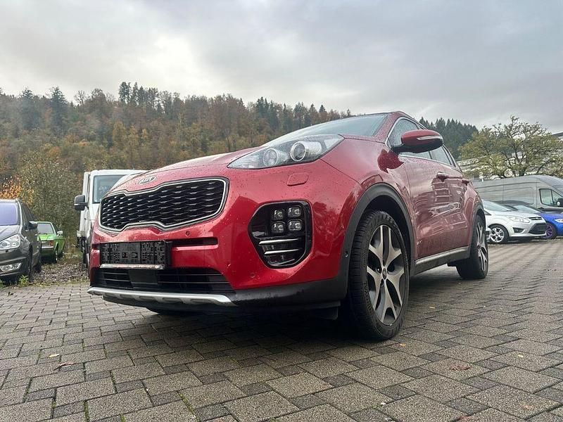 Rot Gebraucht 2016 Kia Sportage GT-Line SUV | 15.950 € (Fairer Preis) - Bild 1/4