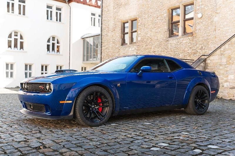 Blau Gebraucht 2021 Dodge Challenger Coupé | 38.800 € (Fairer Preis) - Bild 1/4