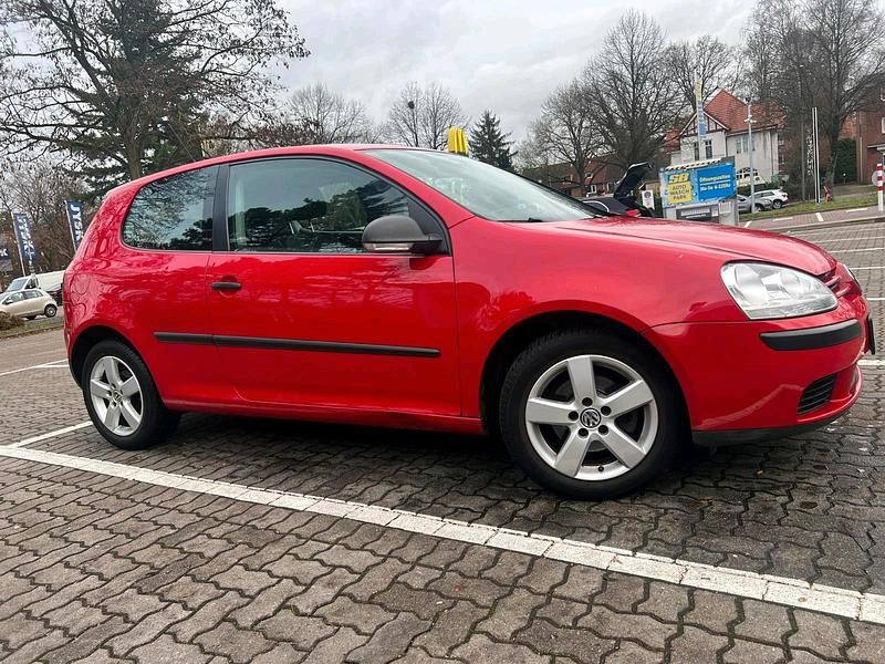 Gebraucht VW Golf 101 PS (74 kW) 2006 Rot Limousine