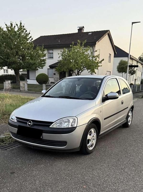 Silber Gebraucht 2002 Opel Corsa Kleinwagen | 1.400 € (Fairer Preis) - Bild 1/1