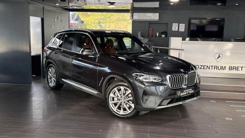Grau Gebraucht 2021 BMW X3 xLine SUV | 38.900 € (Fairer Preis) - Bild 1/3