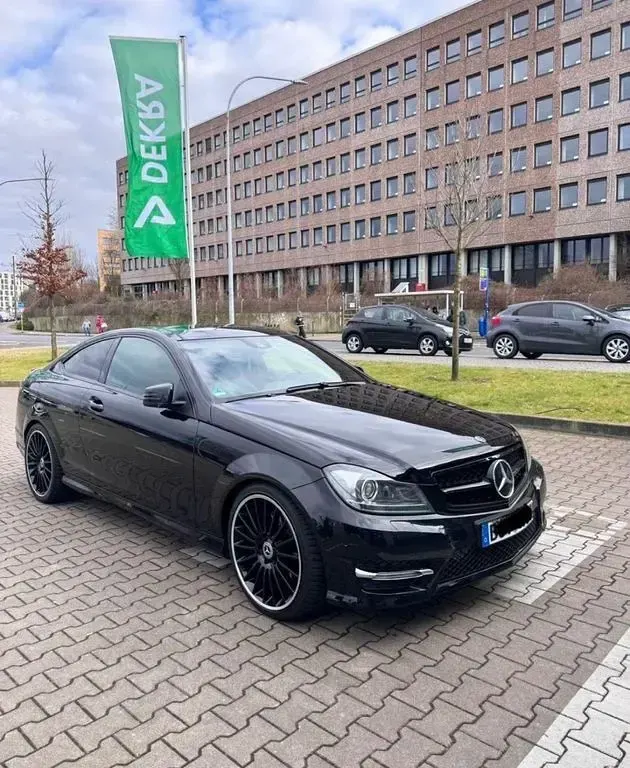 Gebraucht Mercedes C350 306 PS (225 kW) 2012 Schwarz Coupé