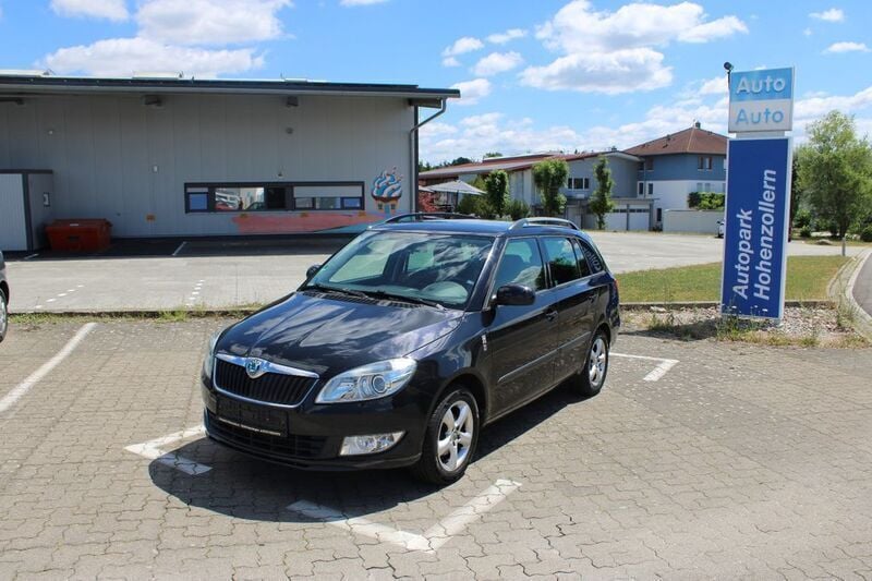 Schwarz Gebraucht 2013 Skoda Fabia Ambition Kombi | 5.999 € (Fairer Preis) - Bild 1/4