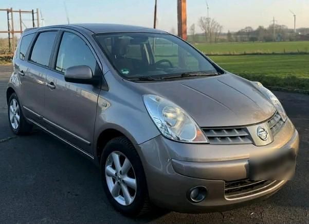 Beige Gebraucht 2008 Nissan Note Van / Kleinbus | 850 € (Superpreis) - Bild 1/4