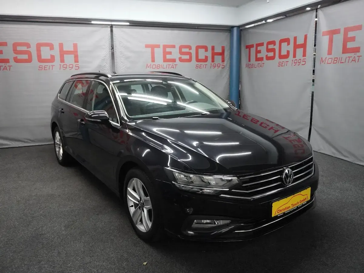Gebraucht VW Passat 190 PS (139 kW) 2020 Deep black Kombi