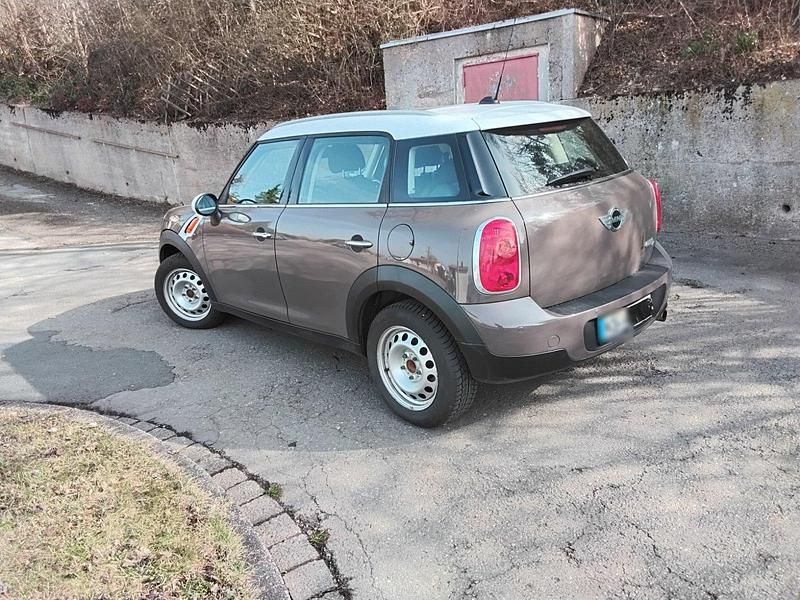 Gebraucht Mini Countryman 112 PS (82 kW) 2012 Braun SUV