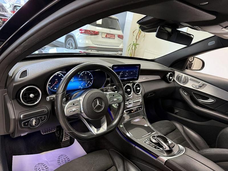 Gebraucht Mercedes C300 AMG 245 PS (180 kW) 2019 Schwarz Limousine