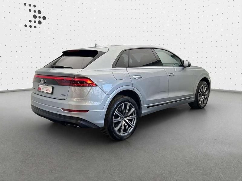 Gebraucht Audi Q8 S-Line 286 PS (210 kW) 2025 Silber SUV