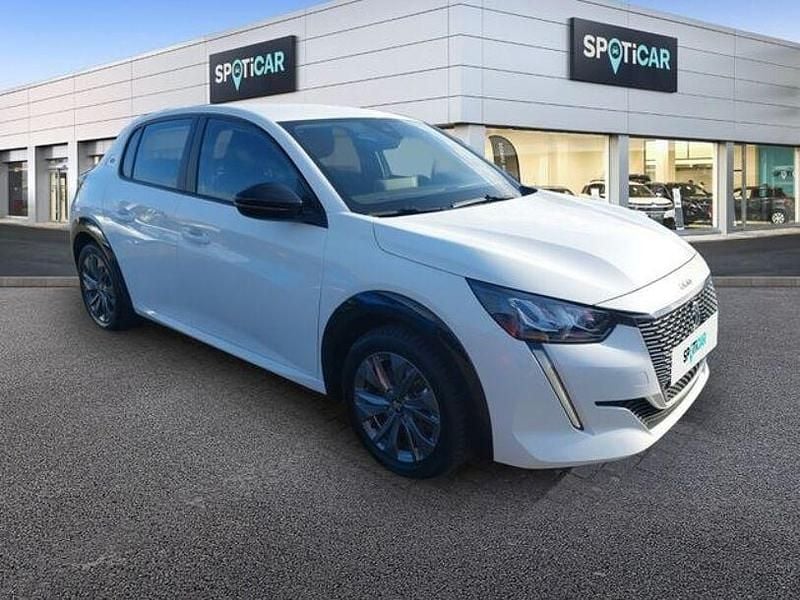 Gebraucht Peugeot e-208 Active 100 kW (136 PS) 2022 Weiß Kleinwagen