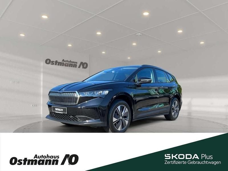 Graphitegrau metallic Gebraucht 2025 Skoda Enyaq iV Loft SUV | 40.980 € - Bild 1/4
