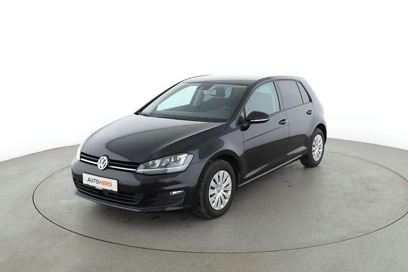 Schwarz Gebraucht 2015 VW Golf VII Trendline Limousine | 10.770 € (Guter Preis) - Bild 1/3