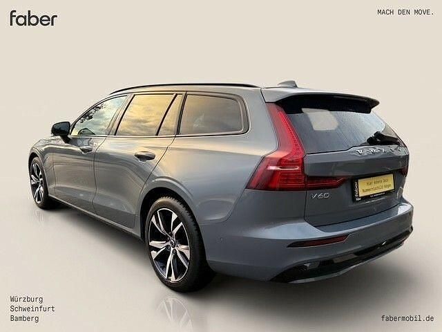 Gebraucht Volvo V60 Plus 197 PS (144 kW) 2023 Grau Kombi