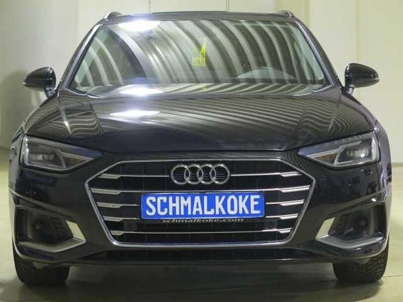 Gebraucht Audi A4 Advanced 163 PS (119 kW) 2021 Mythos black (metallic) Kombi