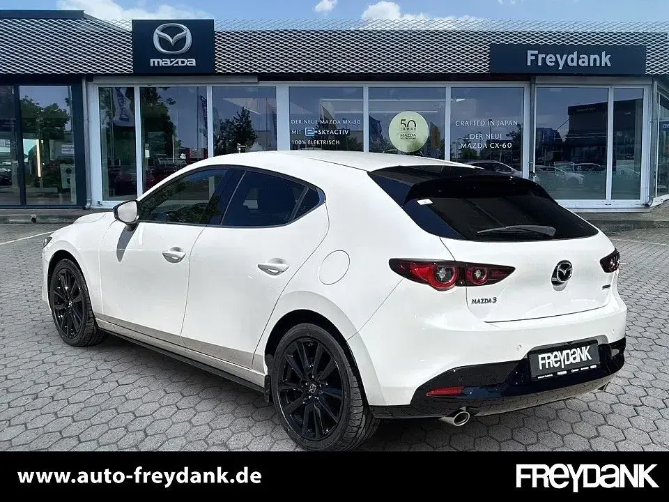 Neu Mazda 3 Homura-Line 140 PS (102 kW) 2025 Snowflake white pearl