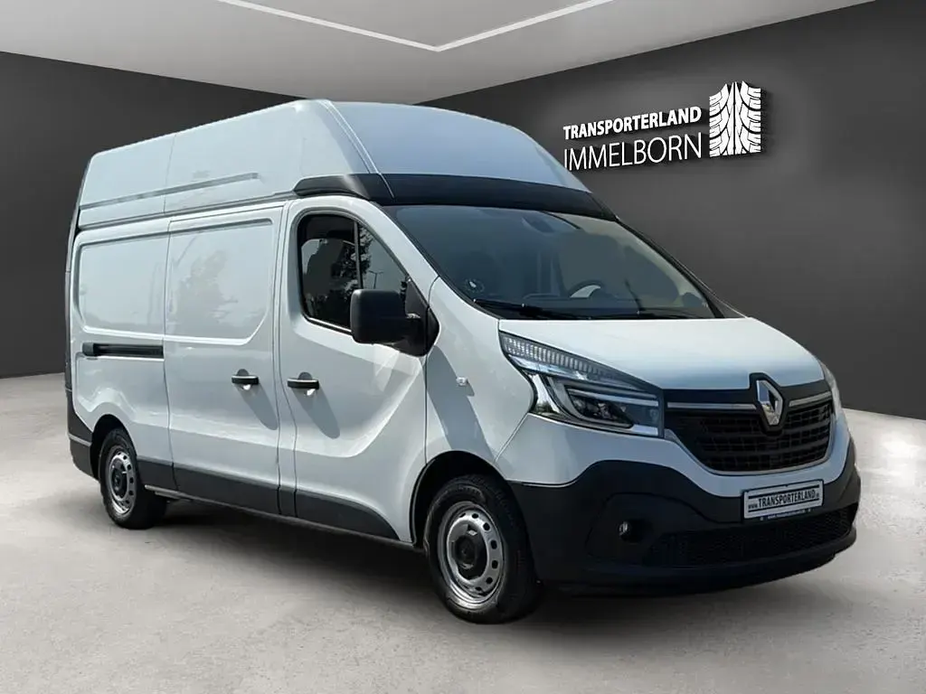 Gebraucht Renault Trafic 145 PS (106 kW) 2021 Weiß Van / Kleinbus