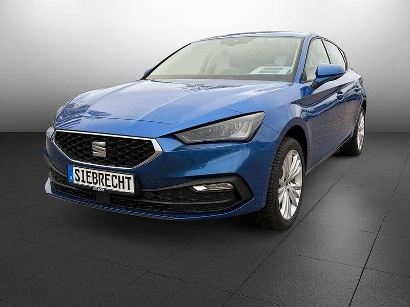 Blau Neu 2025 Seat Leon Style Limousine | 30.490 € (Fairer Preis) - Bild 1/4