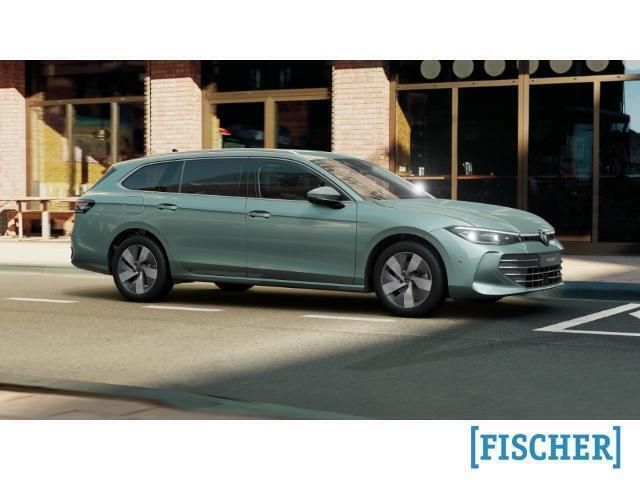 Gebraucht VW Passat Business 150 PS (110 kW) 2025 Gruen Kombi