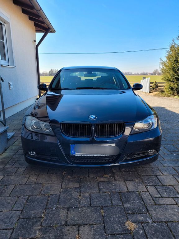 Blau Gebraucht 2005 BMW 320 M Performance Limousine | 7.000 € (Fairer Preis) - Bild 1/4