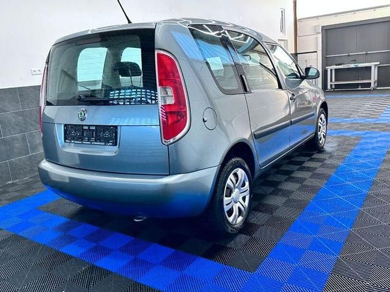 Gebraucht Skoda Roomster 69 PS (50 kW) 2012 Grau Van / Kleinbus
