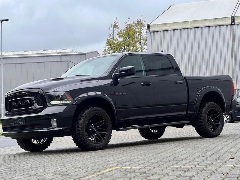 Gebraucht Dodge Ram 401 PS (294 kW) 2019 Schwarz Abholung