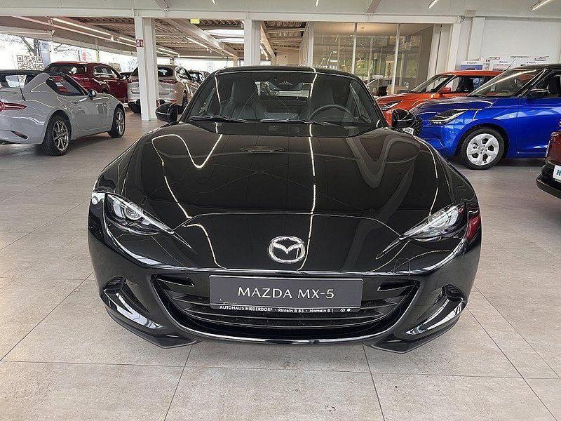Neu Mazda MX5 Exclusive-Line 132 PS (97 kW) 2025 Jet black Cabrio