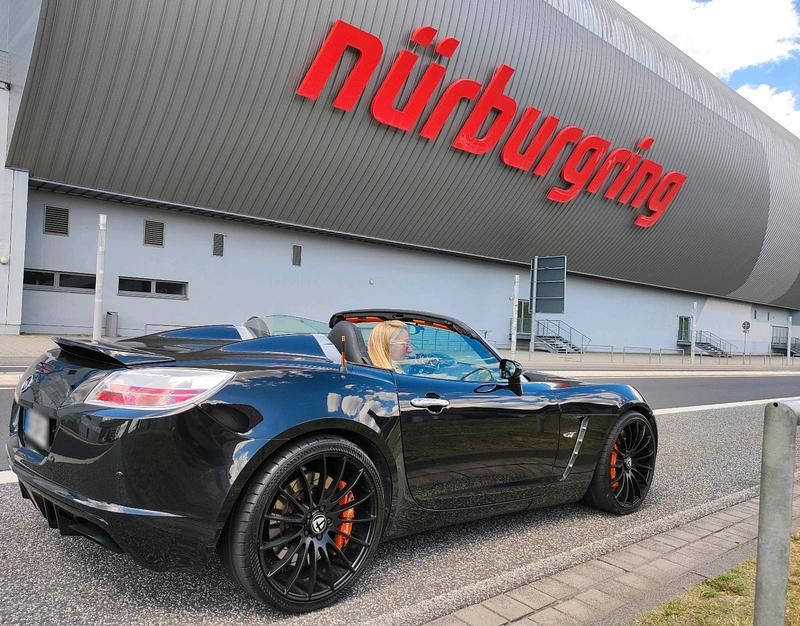 Gebraucht Opel GT 265 PS (194 kW) 2010 Schwarz Cabrio