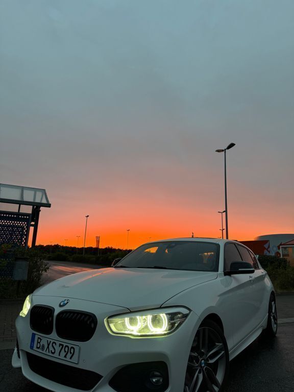 Weiß Gebraucht 2016 BMW 125 M Sport Kleinwagen | 16.499 € (Fairer Preis) - Bild 1/4