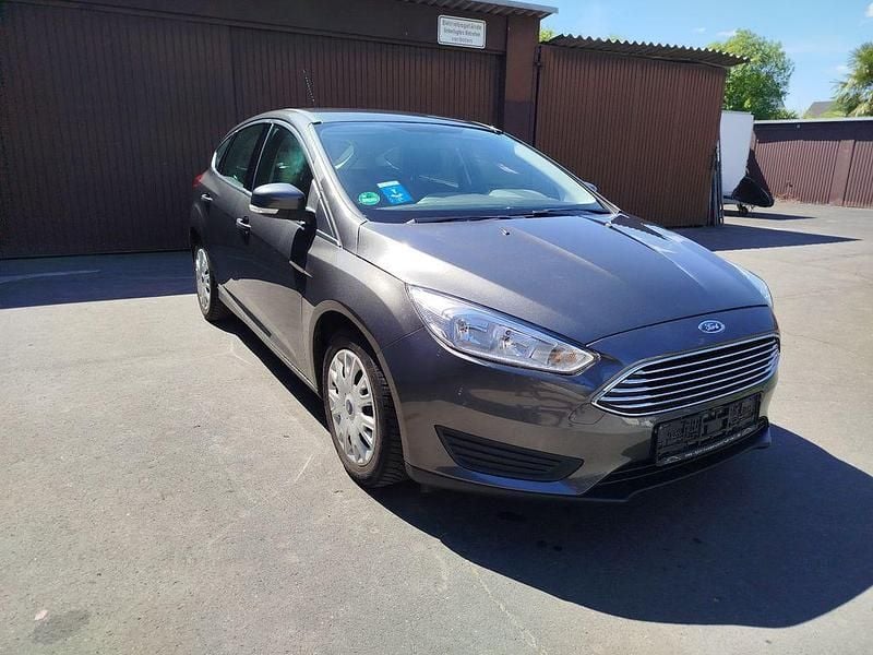 Gebraucht 2017 Ford Focus Limousine | 5.990 € (Superpreis) - Bild 1/4