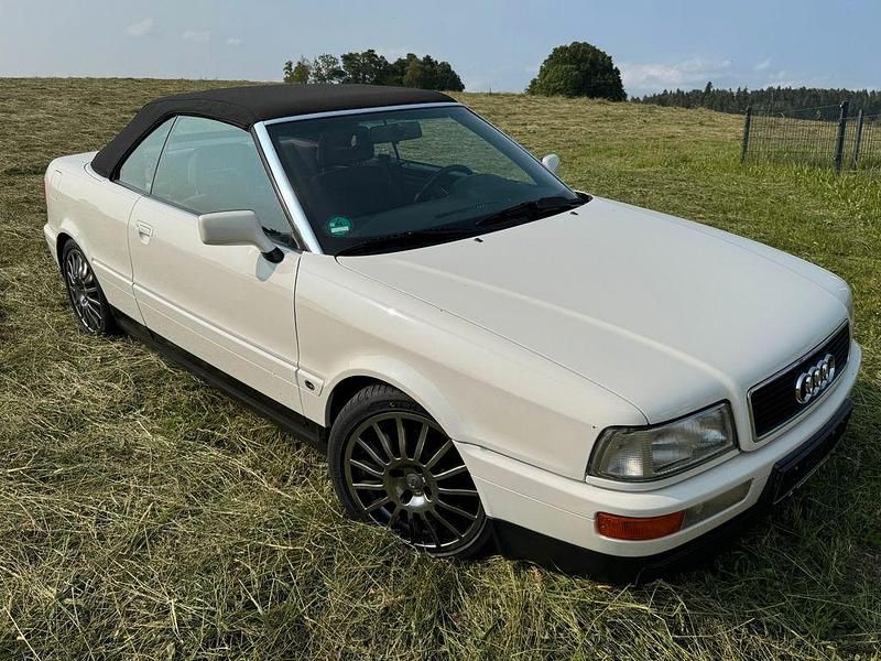 Weiß Gebraucht 1993 Audi Cabriolet Sport Cabrio | 9.450 € - Bild 1/4
