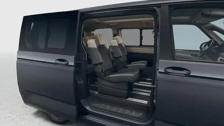 Neu VW Multivan Business 204 PS (150 kW) 2026 Pure grey Van / Kleinbus