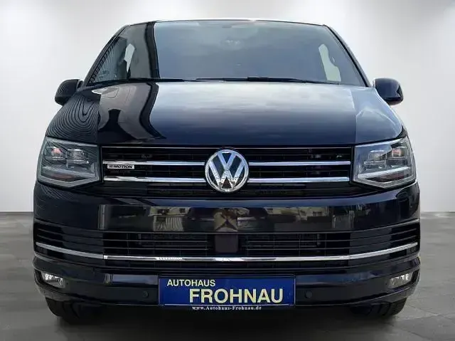 Używany VW Multivan Highline 145 KM (106 kW) 2016 Andere Minivan