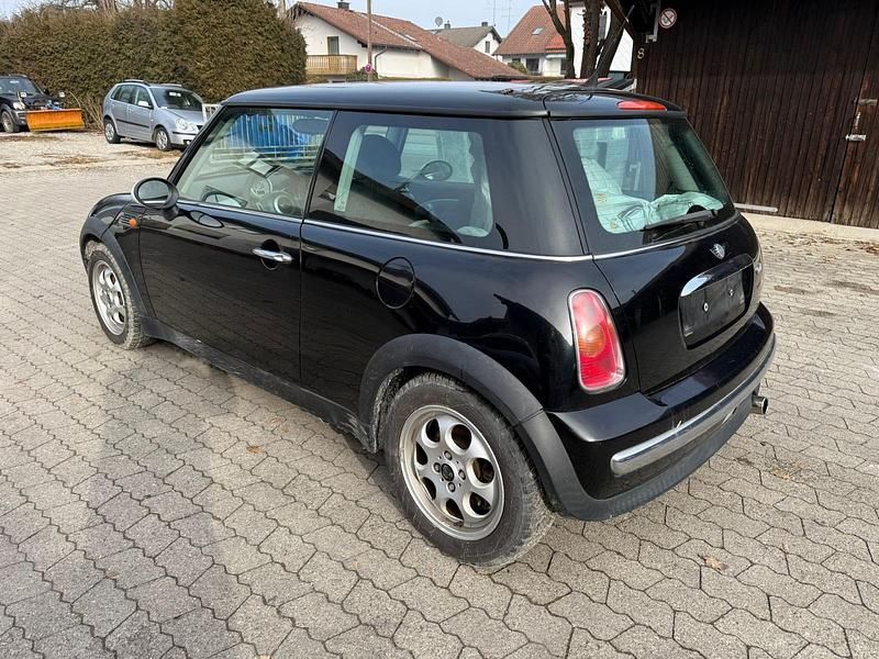 Gebraucht Mini ONE 90 PS (66 kW) 2003 Schwarz Kleinwagen
